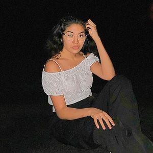 Meet your Posher, Ada